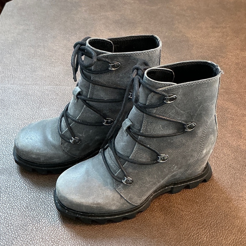 Sorel Joan Of Arctic Wedge III Lace Boots •Women 6.5• Quarry Grey waterproof